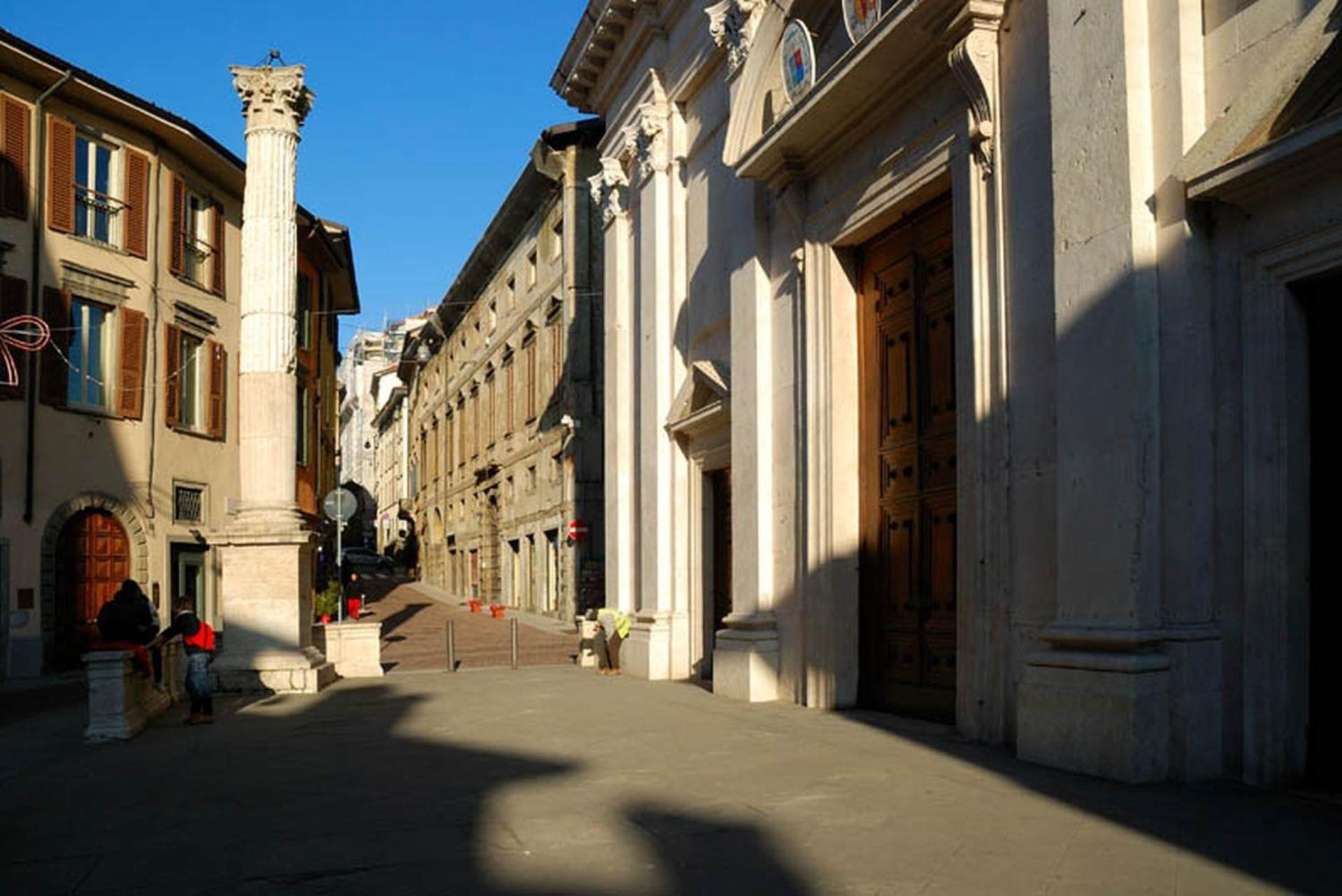 Magic Place Bergamo! Relax Apartment With Terrace In The Heart Of The City المظهر الخارجي الصورة