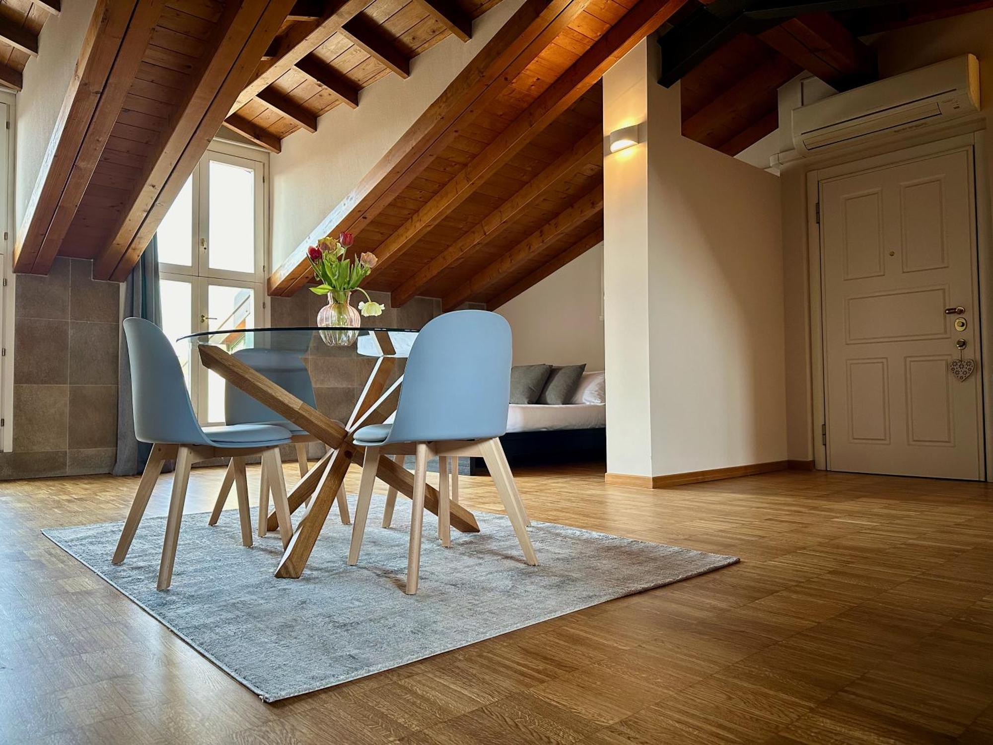 Magic Place Bergamo! Relax Apartment With Terrace In The Heart Of The City المظهر الخارجي الصورة